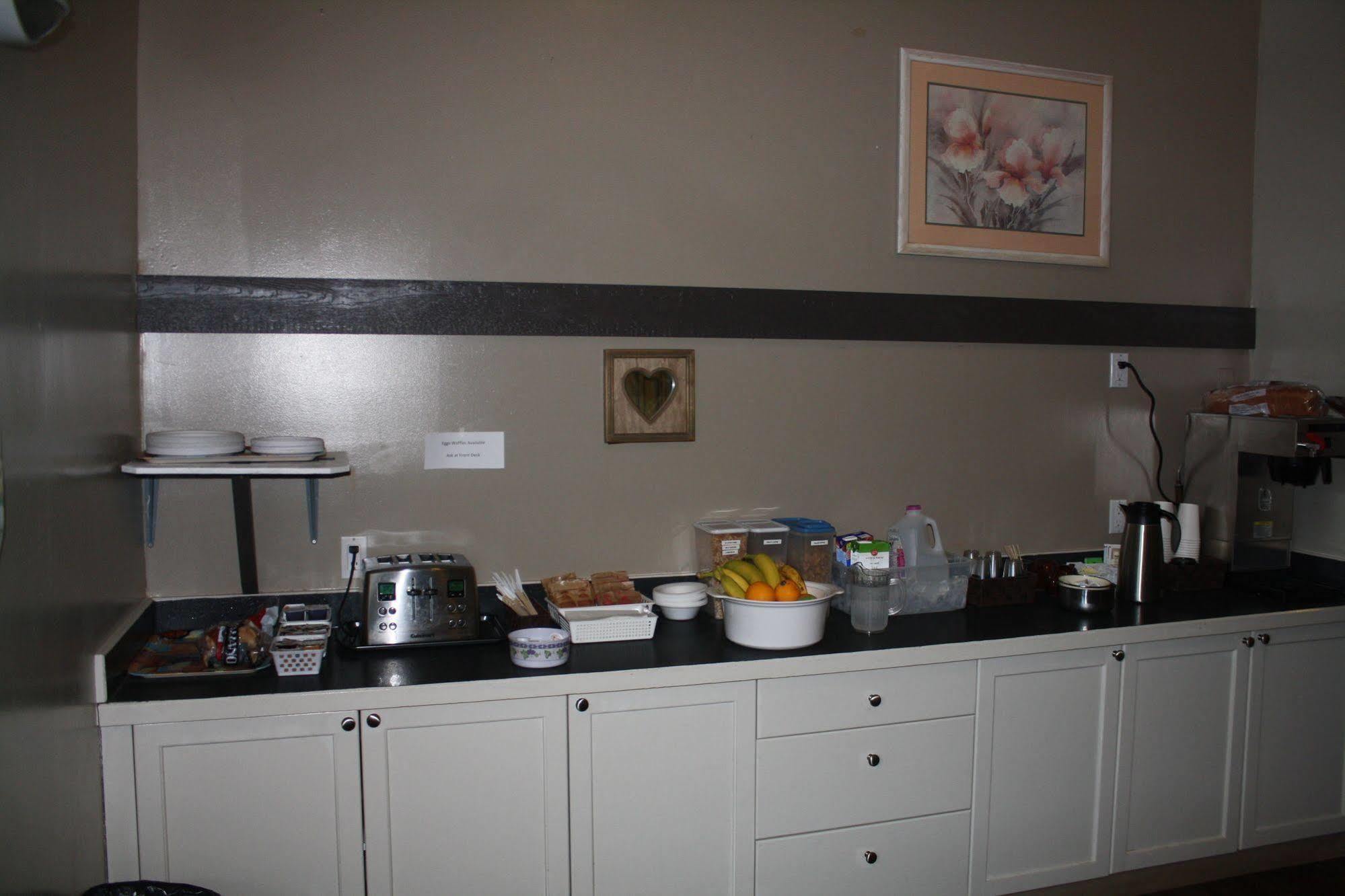 רבלסטוק Monashee Lodge מראה חיצוני תמונה